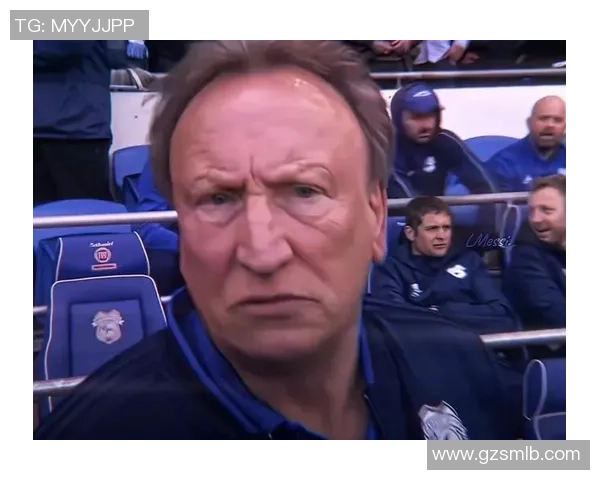 国外足球明星街头出行引发粉丝围观视频记录精彩瞬间 国外足球明星街头出行引发粉丝围观视频记录精彩瞬间