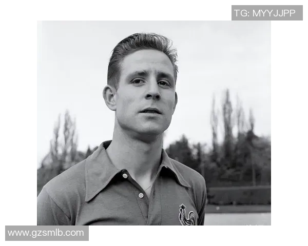 顶级足球明星如何通过自律塑造卓越职业生涯与个人魅力 顶级足球明星如何通过自律塑造卓越职业生涯与个人魅力