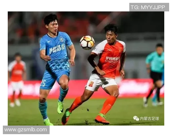 杭州足球队团队协作引发热议球迷对战术配合和球员表现的不同看法